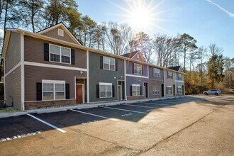 428 E Norton Rd in Knoxville, TN - Building Photo - Building Photo