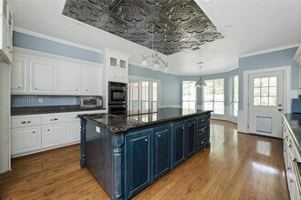 12002 Moorcreek Dr in Houston, TX - Building Photo - Building Photo