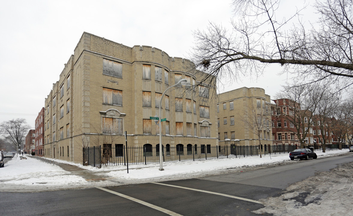 7646 S Essex Ave in Chicago, IL - Building Photo