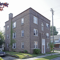 1045 Grand Ave Apartments