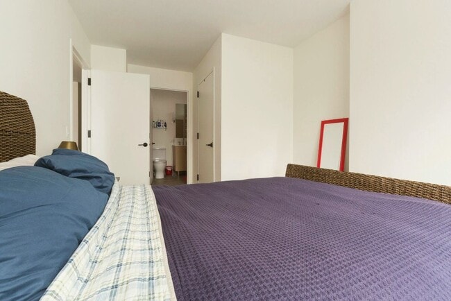 40 Broad St in New York, NY - Building Photo - Building Photo