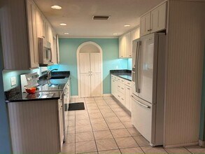 38651 Tarr Dr in Zephyrhills, FL - Building Photo - Building Photo