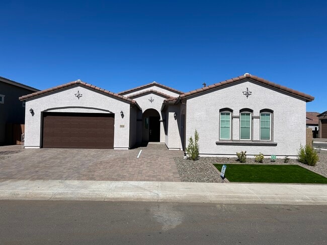 7614 W Desert Spoon Dr