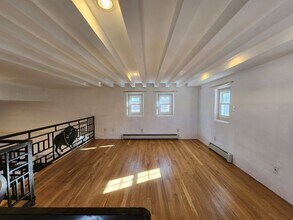 142 E Santa Fe Ave in Santa Fe, NM - Building Photo - Building Photo