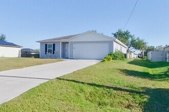 1618 NE 36th St in Cape Coral, FL - Building Photo - Building Photo