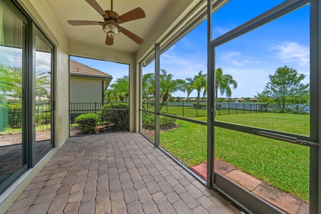 3561 Florence St in Wellington, FL - Building Photo - Building Photo