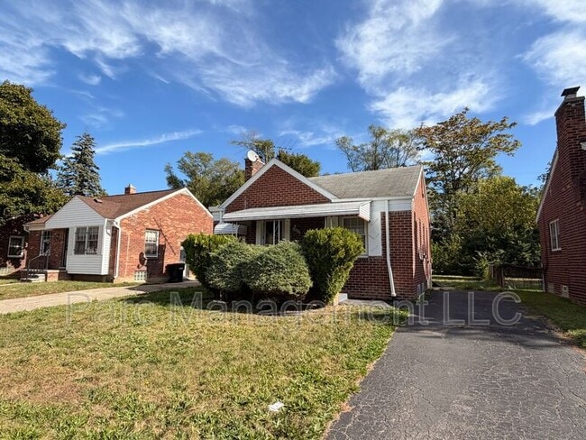 property at 18286 Oakfield Ave