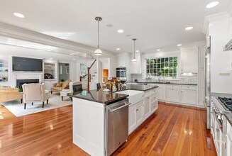 251A Old Billerica Rd in Bedford, MA - Building Photo - Building Photo