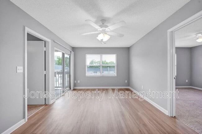 301 Country Club Dr NE in Concord, NC - Building Photo - Building Photo