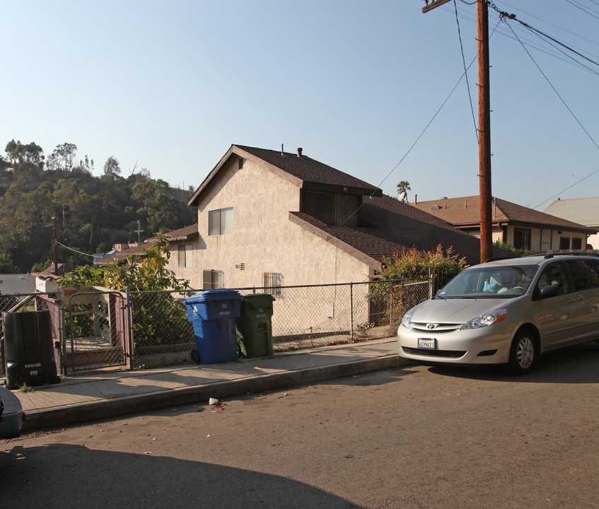 500 Casanova St in Los Angeles, CA - Building Photo