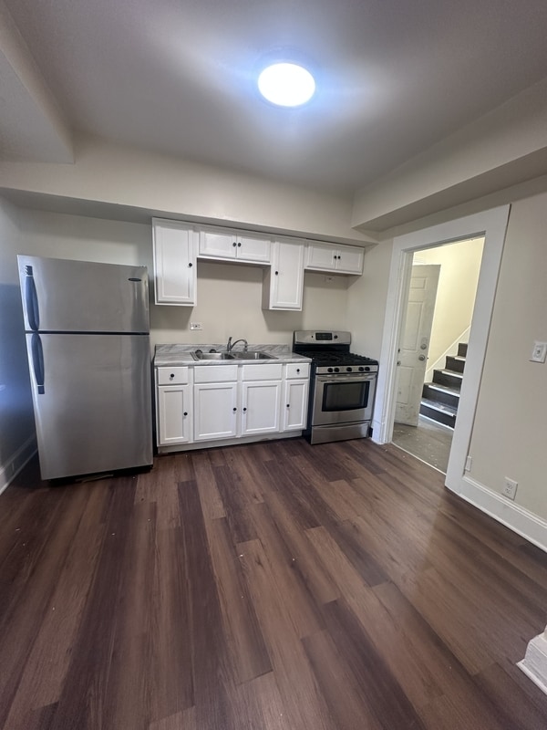 property at 9604 Manor Ave