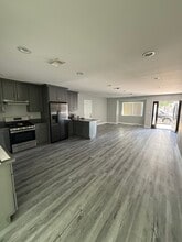 8225 Ben Ave in North Hollywood, CA - Building Photo - Building Photo