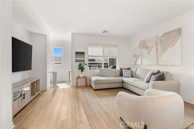 519 Caleigh Ln in Costa Mesa, CA - Building Photo - Building Photo