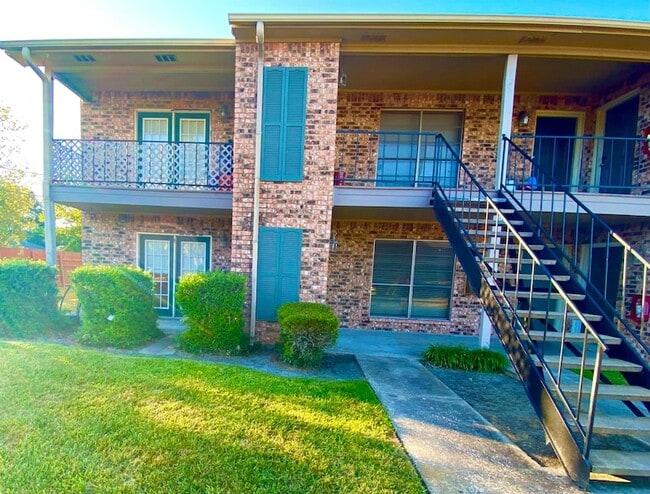 property at 6801 Camden Ln