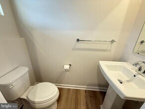 647 Laurelwood Cir in Winchester, VA - Building Photo - Building Photo