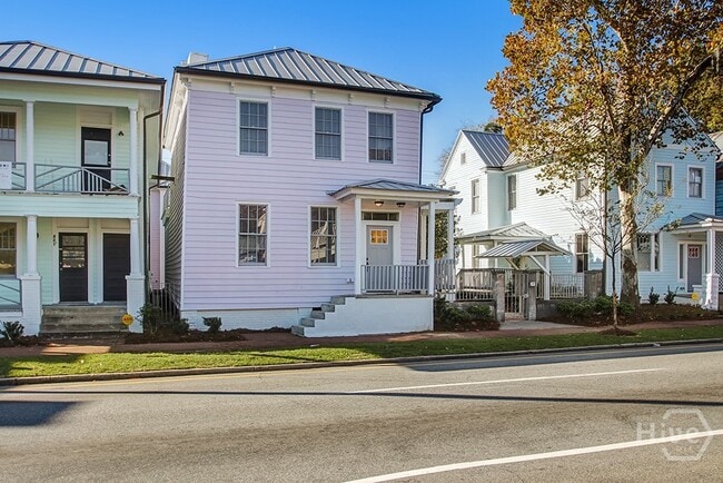 property at 303 W Henry St