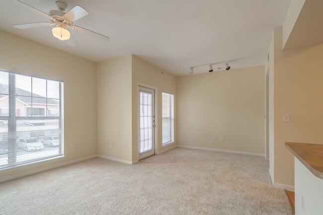 Cypress Creek at Reed Road Apartment Homes