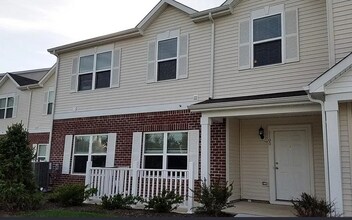 12135 Scoria Dr in Fishers, IN - Foto de edificio - Building Photo