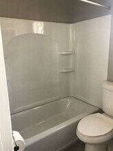 941 Cypress Aly, Unit 941-943 in Glassport, PA - Building Photo - Building Photo