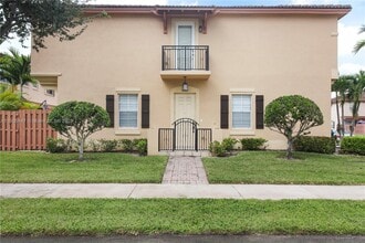 12844 SW 133rd Terrace in Miami, FL - Building Photo - Building Photo