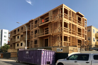 11168 Morrison St in North Hollywood, CA - Building Photo - Building Photo