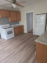 54 Sharon St in Hartford, CT - Foto de edificio - Building Photo