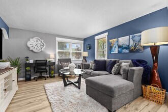 302 E Wilson Ave in Appleton, WI - Foto de edificio - Building Photo