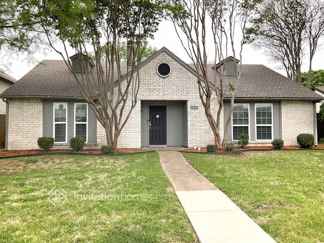 property at 8102 Kensington Dr