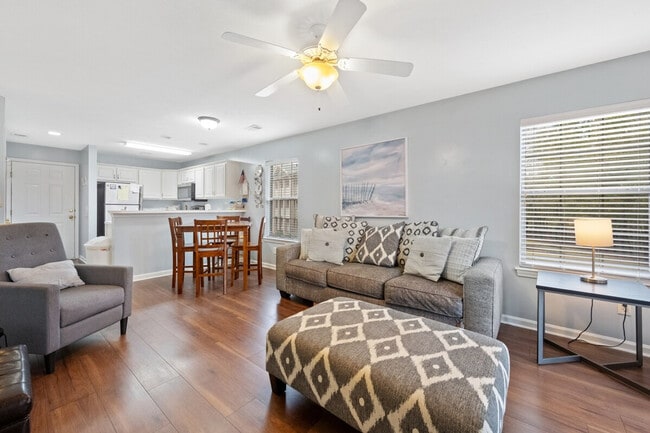 598 Blue Stem Dr in Pawleys Island, SC - Building Photo - Building Photo