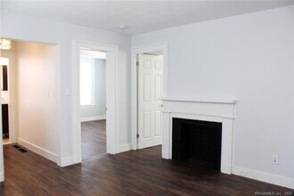 52 Beers St in New Haven, CT - Building Photo - Building Photo