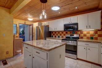 1825 Vanderhoef Ln in Cottonwood, AZ - Building Photo - Building Photo