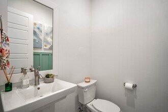 5217 Pinemont Creek Ln in Houston, TX - Building Photo - Building Photo