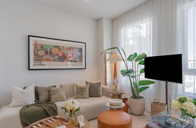 104 NW 27th St, Unit S in Miami, FL - Building Photo - Building Photo