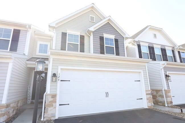 property at 124 Magnolia Ln