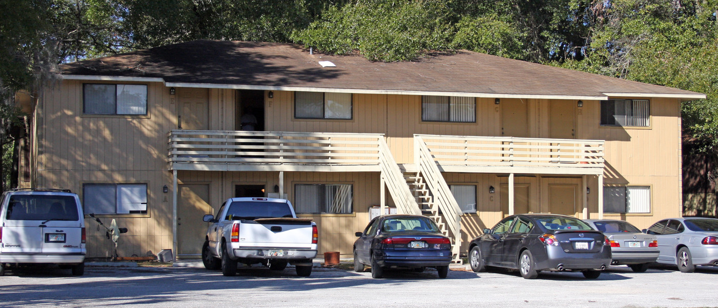 6732 SW 6th Pl in Gainesville, FL - Building Photo