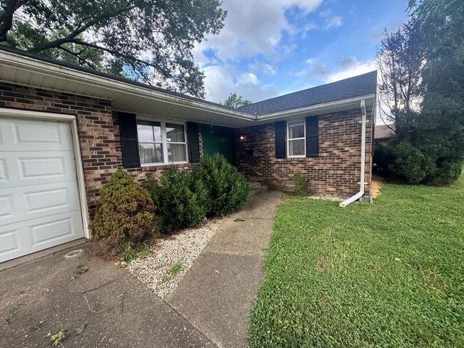3512 Ridgeway Ave in Evansville, IN - Building Photo - Building Photo