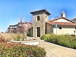 5936 Via Lugano in Fremont, CA - Building Photo - Building Photo