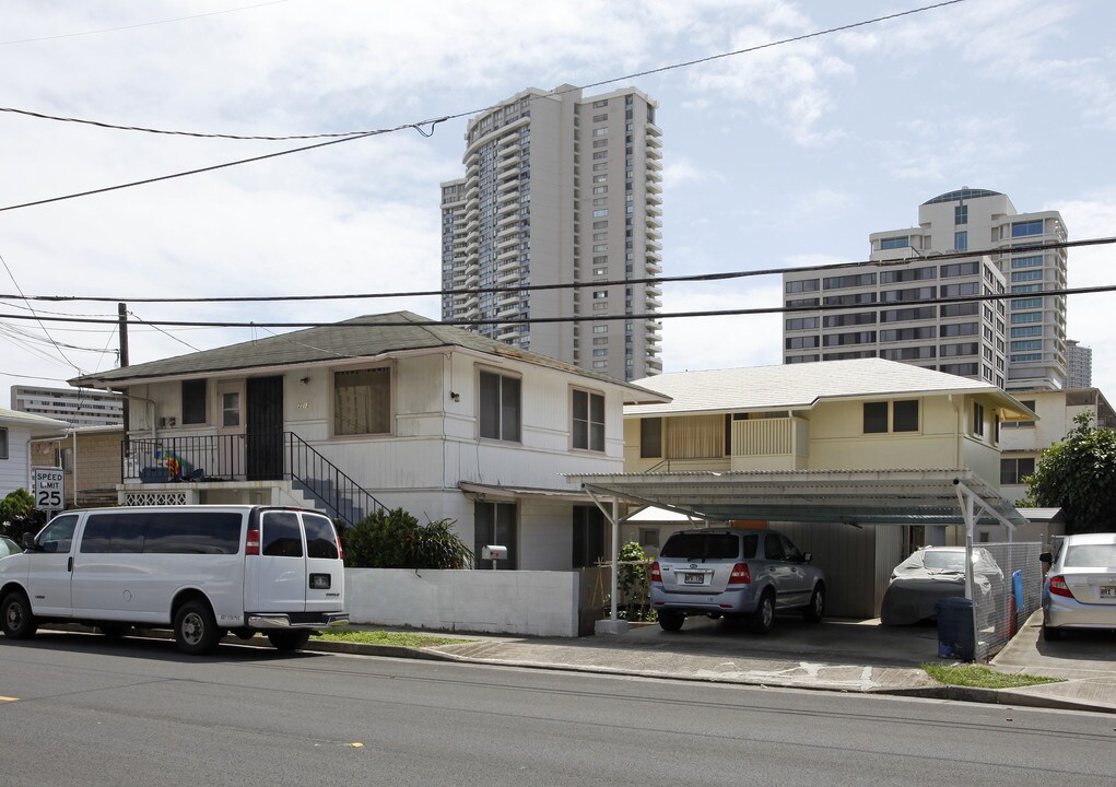 2213 Fern St in Honolulu, HI - Foto de edificio