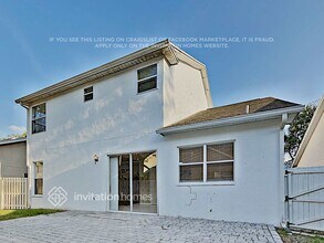 9410 Willow Cove Ct in Tampa, FL - Building Photo - Building Photo