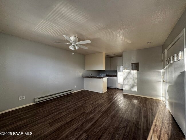 4873 N Judy Ct in Prescott Valley, AZ - Foto de edificio - Building Photo