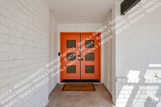 1430 E Bell De Mar Dr in Tempe, AZ - Building Photo - Building Photo