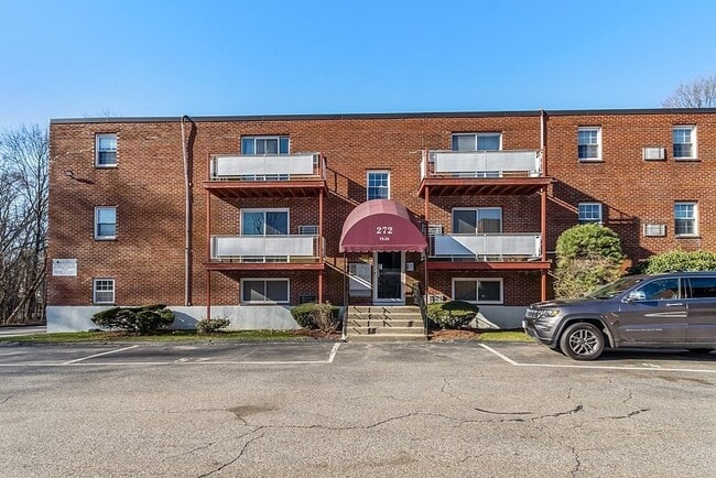 272 Albion St in Wakefield, MA - Building Photo - Building Photo