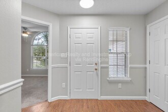 993 John Wayne Cir in Fort Walton Beach, FL - Building Photo - Building Photo