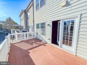 9445 Virginia Jane Way in Owings Mills, MD - Building Photo - Building Photo