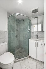 75 Orchard St in New York, NY - Building Photo - Building Photo