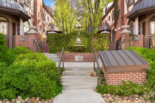 64 S Garfield St in Denver, CO - Building Photo - Building Photo