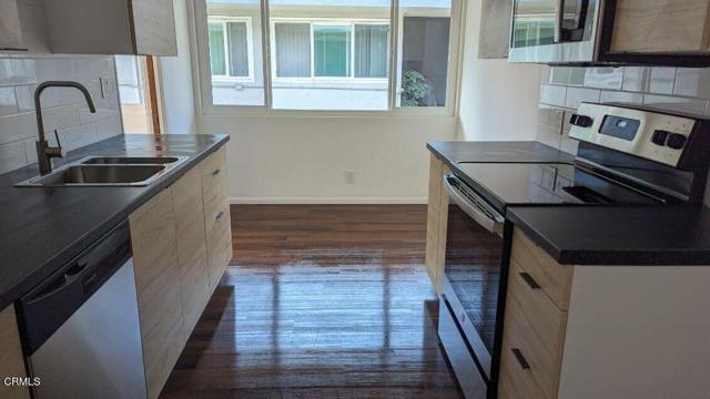 3209 W 85th St-Unit -1 in Inglewood, CA - Building Photo - Building Photo