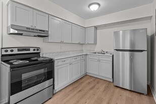 121 Heath Street in Albemarle, NC - Building Photo