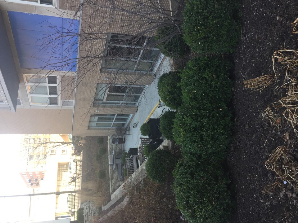 210 N 17th St, Unit Blu City Space in St. Louis, MO - Building Photo