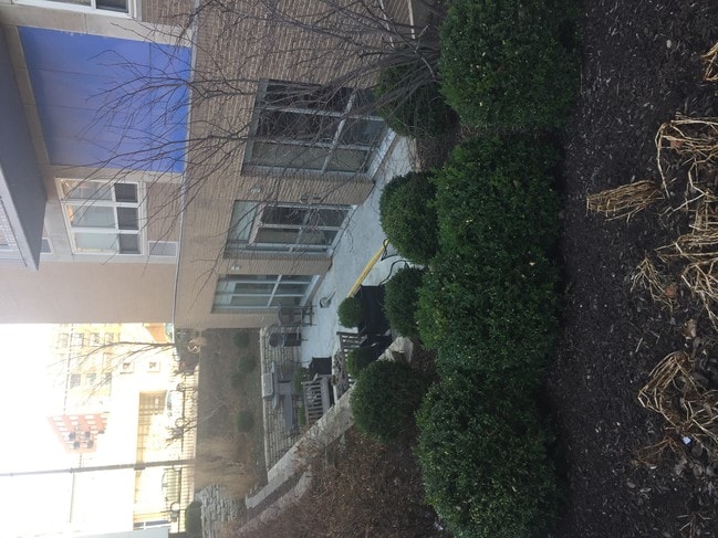 property at 210 N 17th St